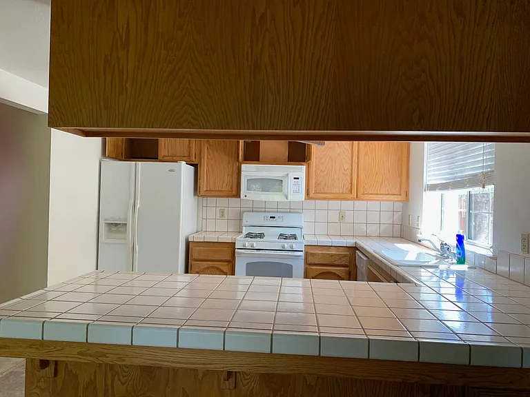 3756 Rosita Dr — Photo 10