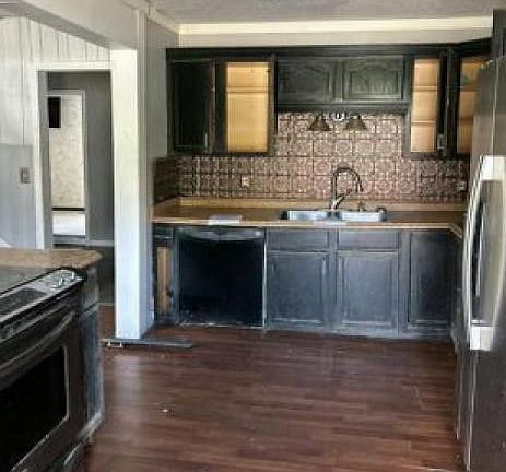 5th image of 200 Indiana Ave
