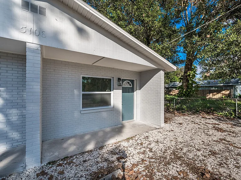 5106 E Columbus Dr — Photo 16