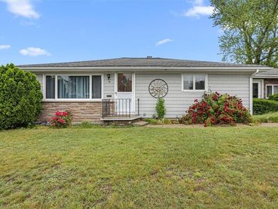 6 Angell St, Woonsocket, RI, 02895