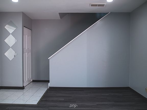 3rd image of 1846 Stockton Dr #1846
