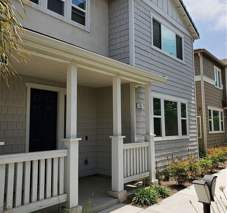 1st image of 15 Gazania Ln