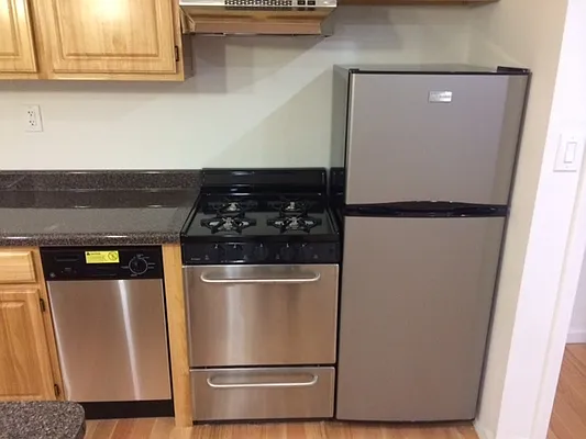 Rented by Best Apartments North Inc | media 32