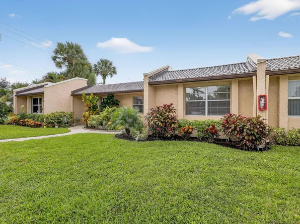 251 Lake Meryl Drive #251, West Palm Beach, FL 33411