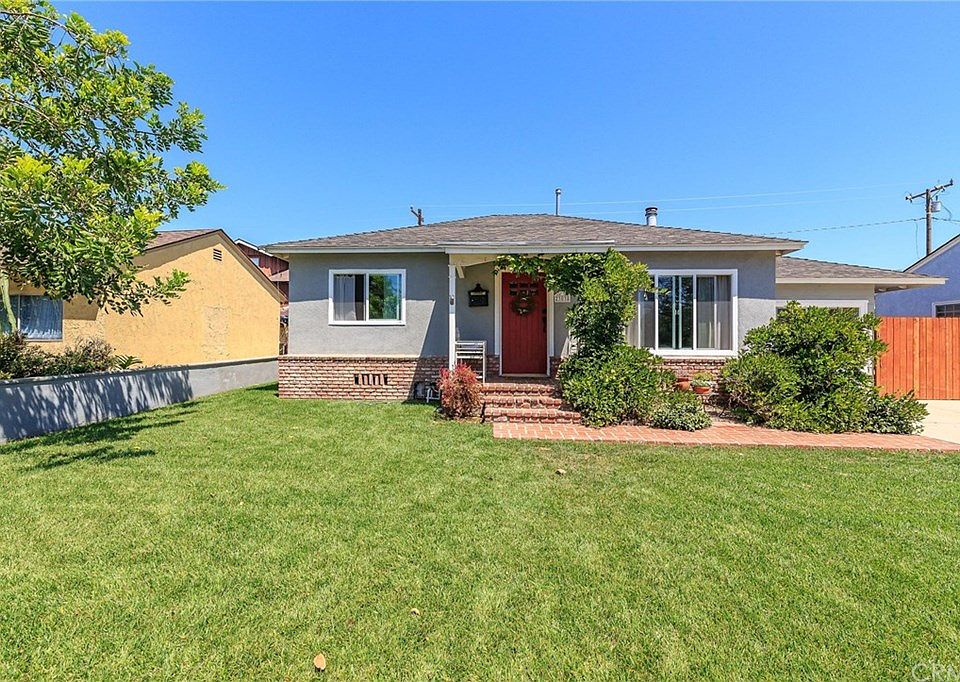 1st image of 23038 Huber Ave