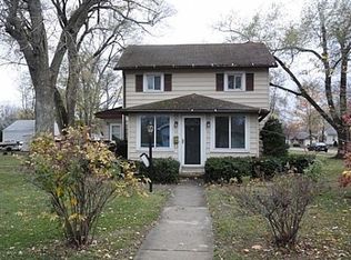 424 Wall St, Morris, IL 60450