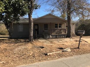 104 E Paulding Rd, Ellisville, MS 39437