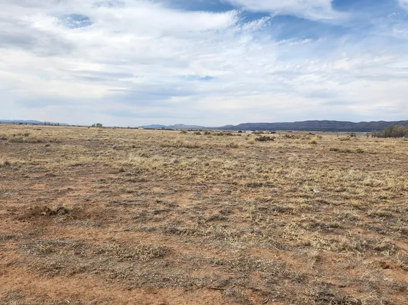 05-118D N Champagne Ln, Paulden, AZ 86334