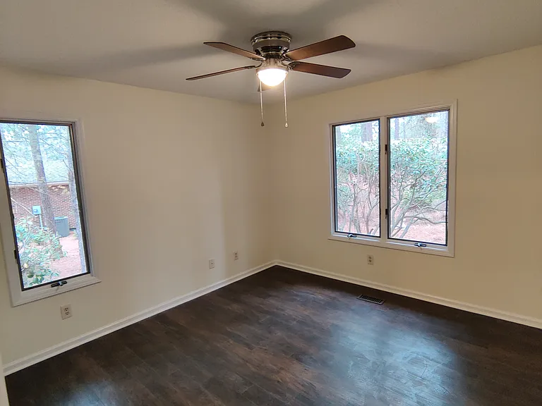 45 SW Lake Forest Dr — Photo 26