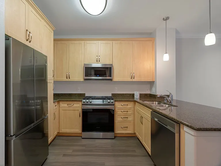 Phase I Classic Package II Kitchen