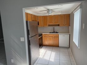 116 Burgundy Dr, Delray Beach, FL