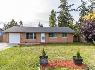 1151 Ridgeway Dr, Oak Harbor, WA 98277