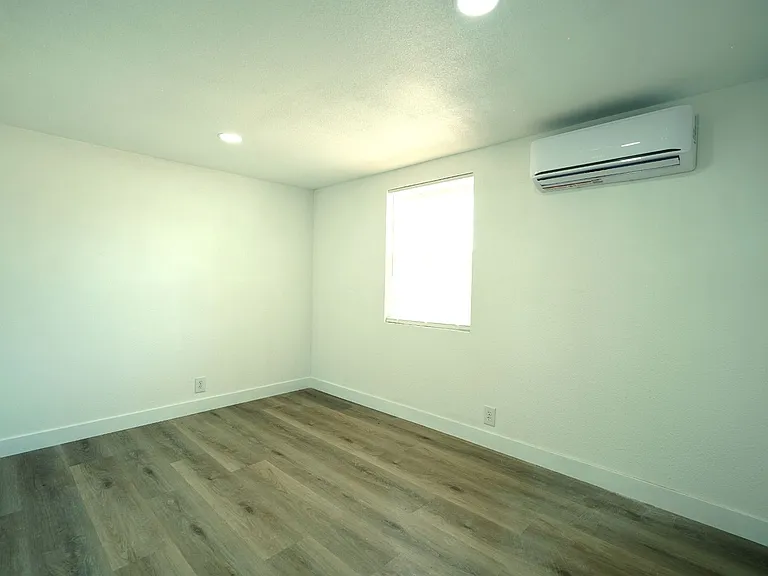 1006 Beverly Rd — Photo 11