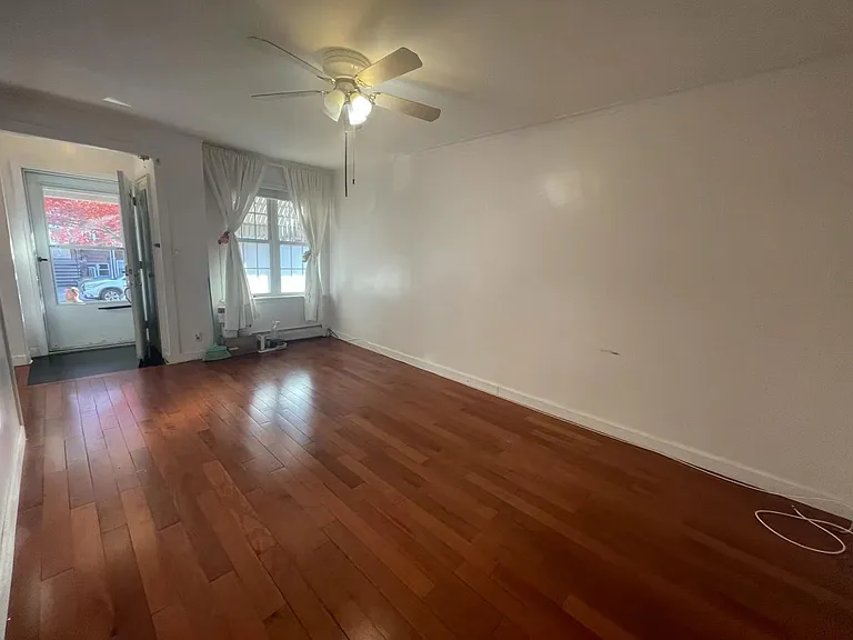 5734 163rd St #2 — Photo 3