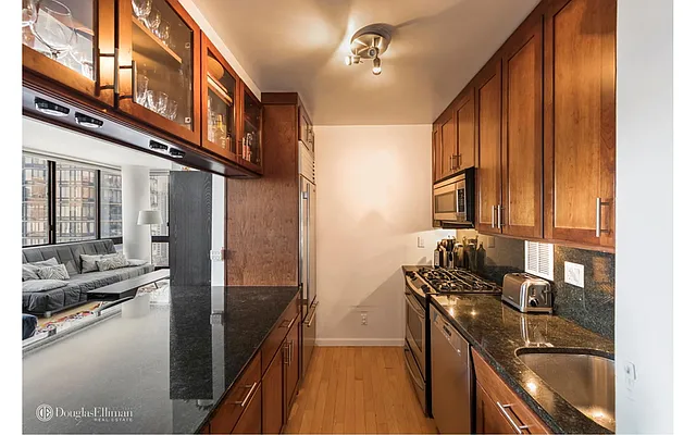 Sold by Douglas Elliman | media 17