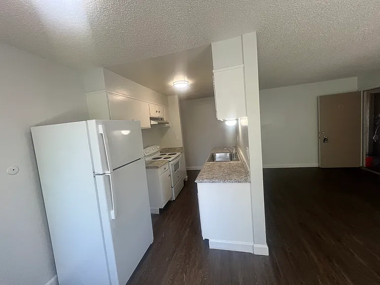 Arden Garden Apartments — Photo 46