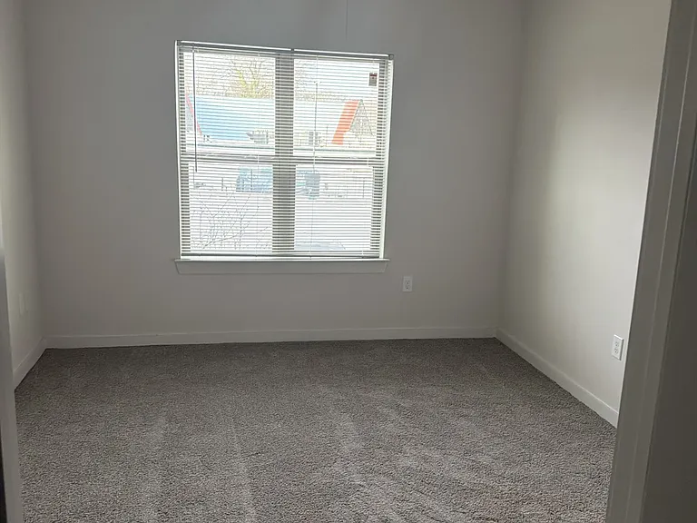 Quest Commons West — Photo 4