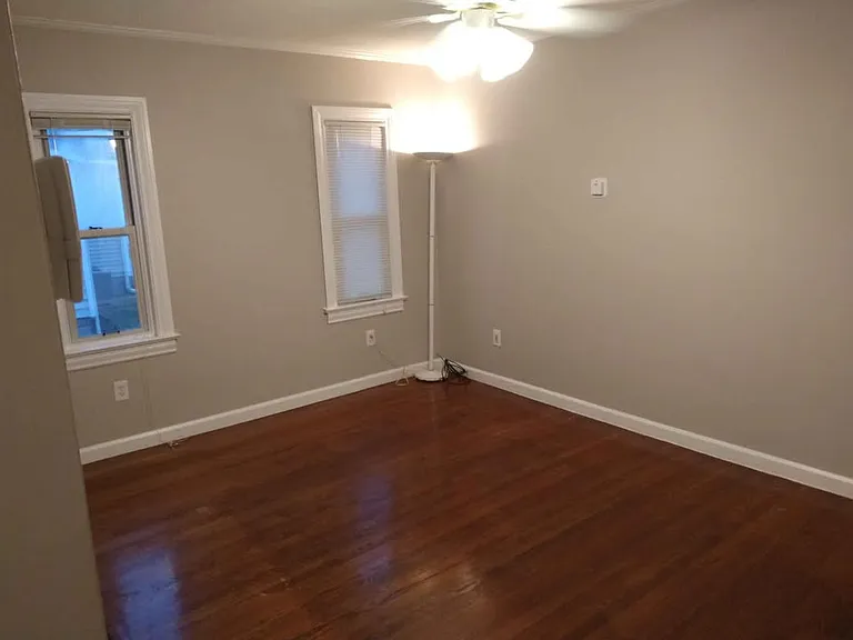 399 Berea St — Photo 5