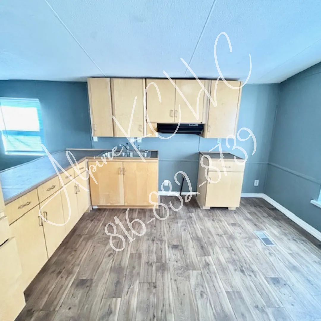 2 bed, 850 sqft, $925 — Photo 1
