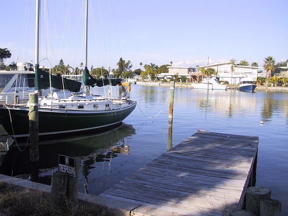 Dock