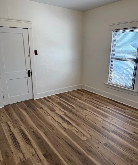 1415 W Jackson St — Photo 3