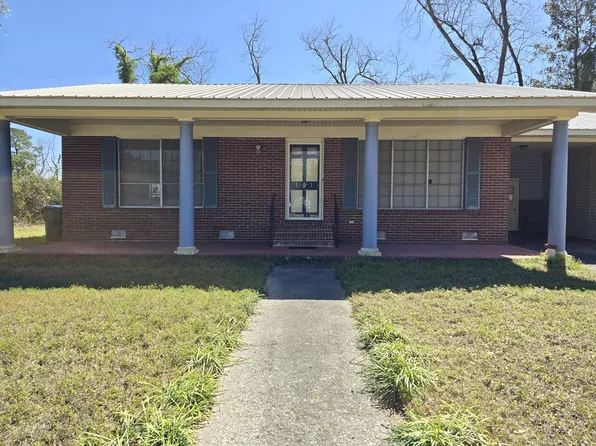 101 Hanna St, Brunson, SC 29911