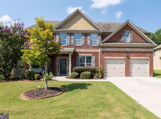 3227 Hollowstone Dr, Loganville, GA 30052