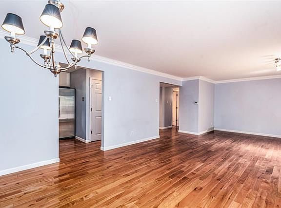 5th image of 12368 Rossridge Ct