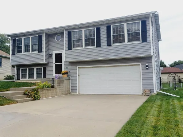 2106 Sunnyslope Dr, Red Oak, IA 51566