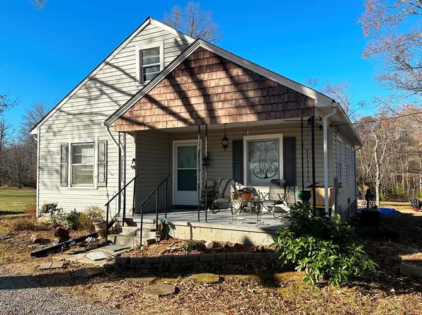 6136 Dry Fork Rd, Dry Fork, VA 24549