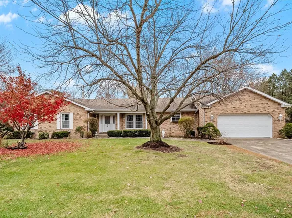 6 Lindenleaf Ln, Belleville, IL 62223