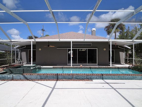 3rd image of 7218 Mauna Loa Blvd