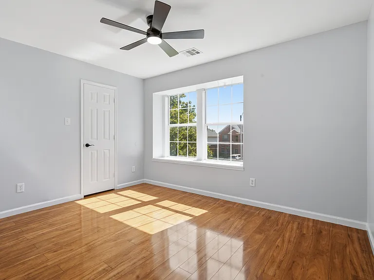 2114 Rustic Ridge Dr — Photo 44