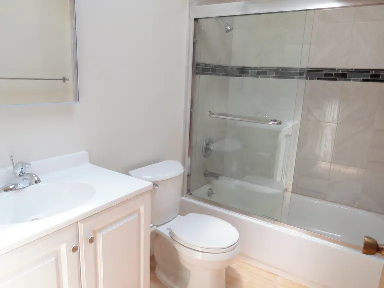 6 Berni Ct #9 — Photo 10