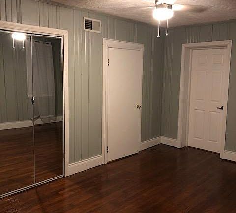5th image of 1629 Carolina Ave #1
