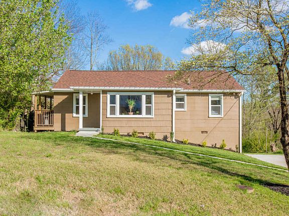 2nd image of 3790 Cuscowilla Trl
