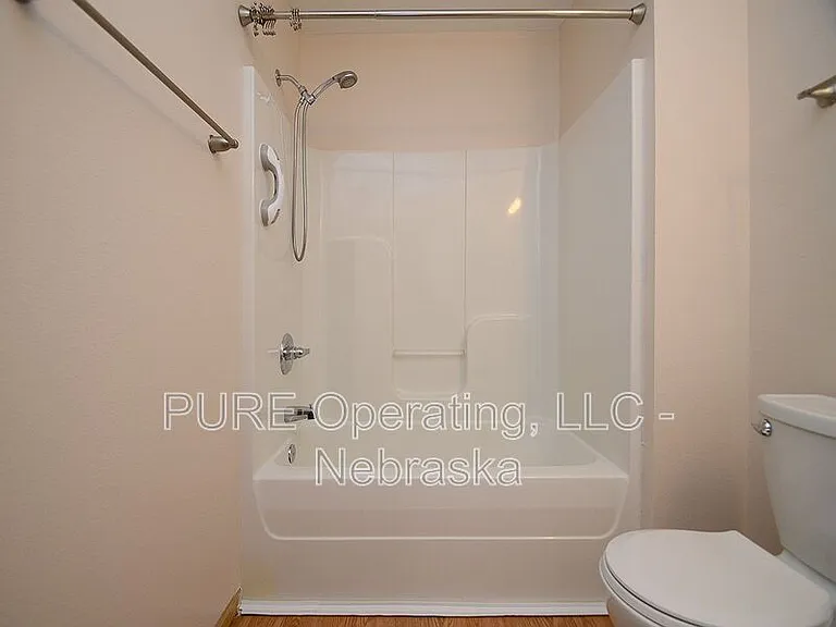 16767 Laurel Plz — Photo 9