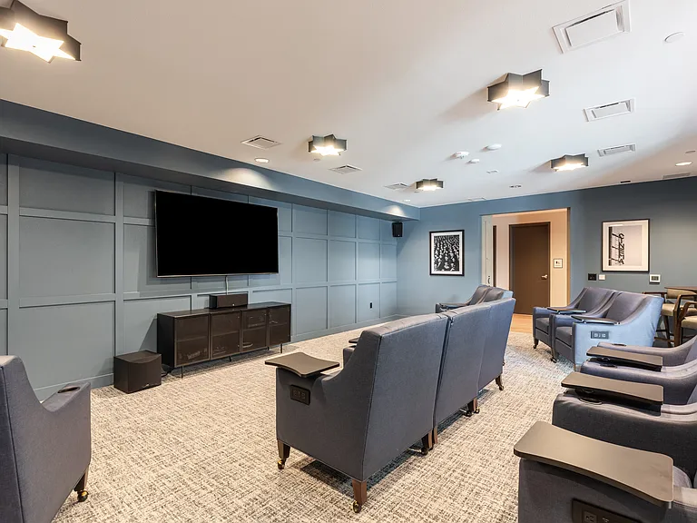 Avenida at Centerra - 55+ Active Adult Apartment Homes — Photo 25