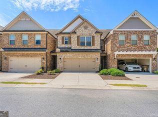 8295 Village Pl, Suwanee, GA 30024