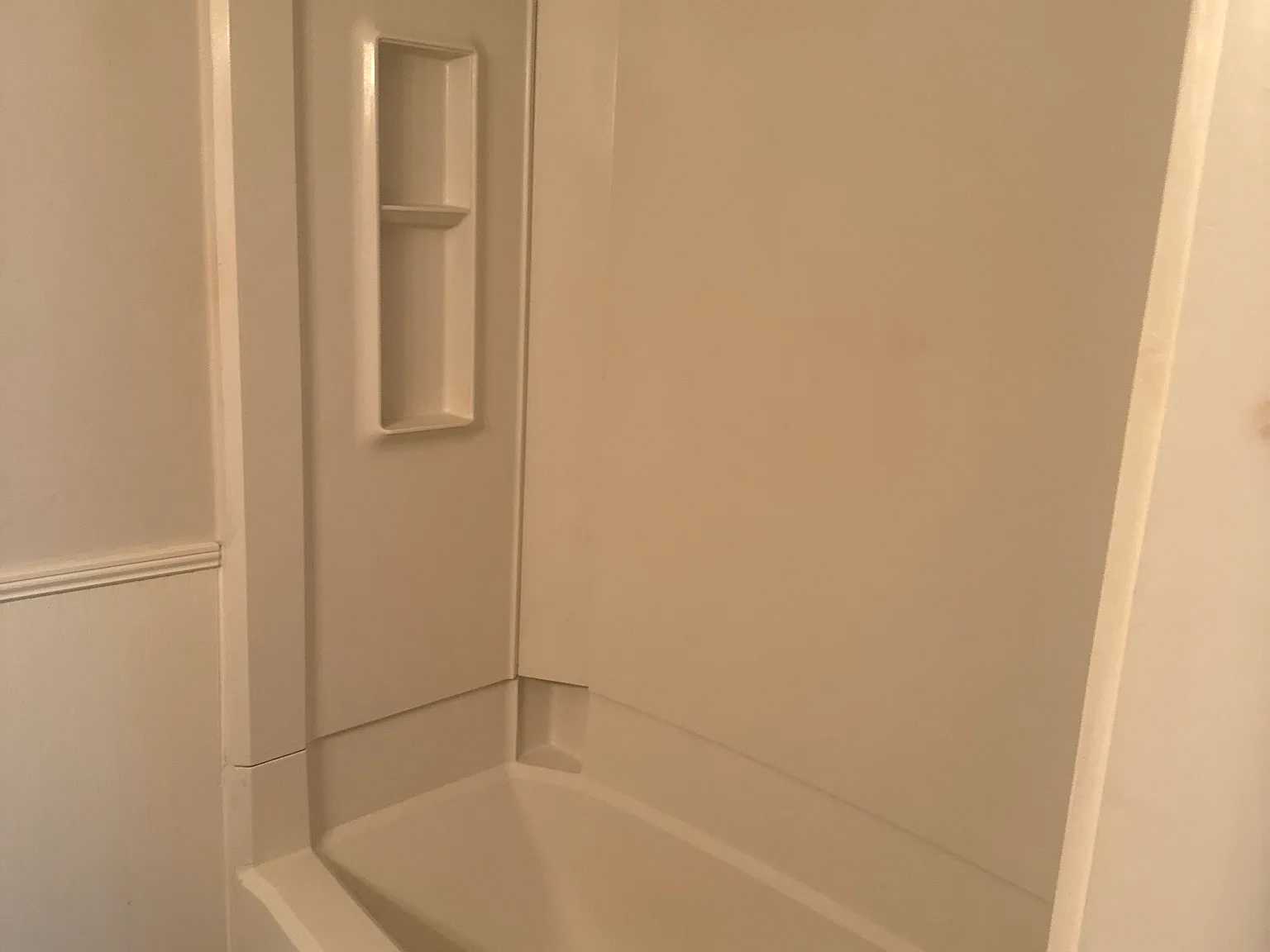 2 bed, 2.5 bath, 1350 sqft, $1,900 — Photo 3