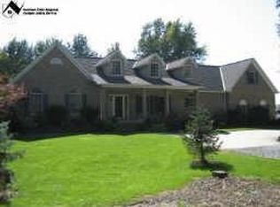 26233 Osborne Rd, Columbia Station, OH 44028