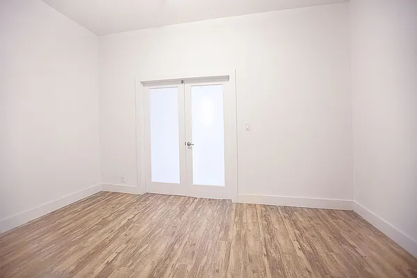 Rented by Bohemia Realty Group | media 18