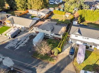 21479 Stonehouse Ave, Maple Ridge, BC V2X 3Z5