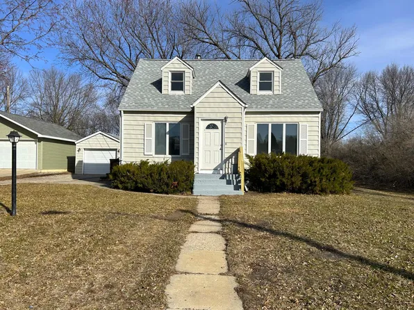 118 S 16th St, Montevideo, MN 56265