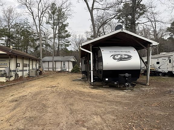 2nd image of 630 Pintail Ln