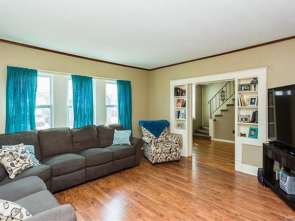 2nd image of 729 Regina Ave