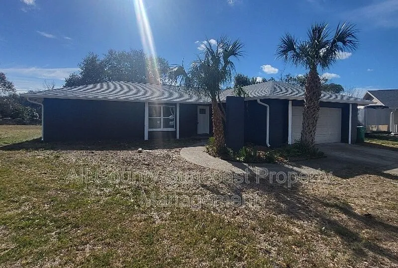 3 bed, 2.0 bath, $2,595 — Photo 3