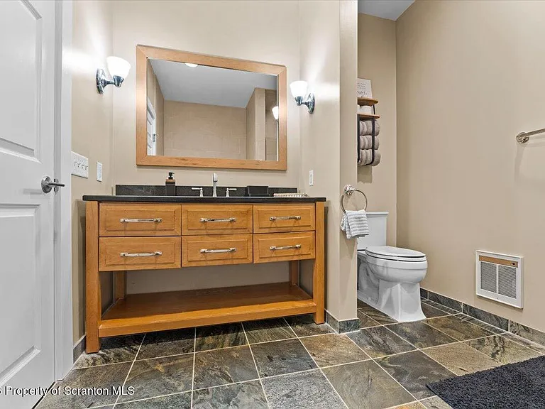 509 Bogart Pl #202 — Photo 18