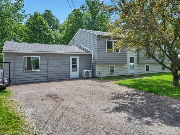 31 Eagle Park Drive, Colchester, VT 05446