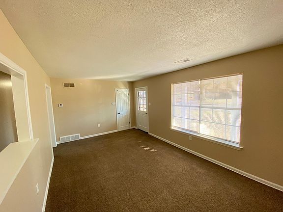 2nd image of 120 Champa Ave